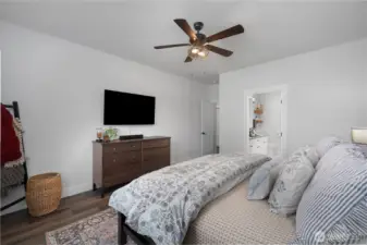 Complete with ceiling fan and walk-in closet