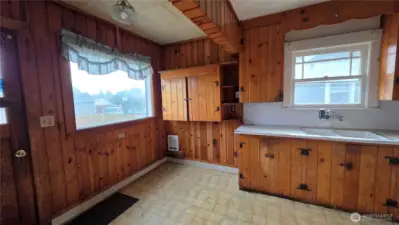 Eating space in kitchen corner