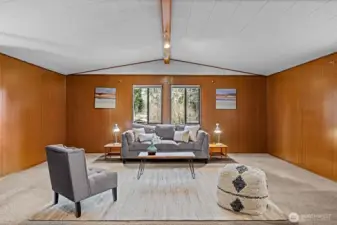 Time to enjoy... room to roam for sure!