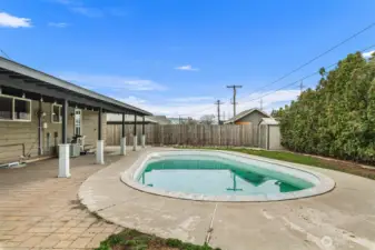 In ground swimming pool.