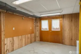 Rec Room (Lower)