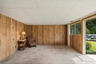 Family Room (Lower)