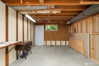 Great Room (Lower)