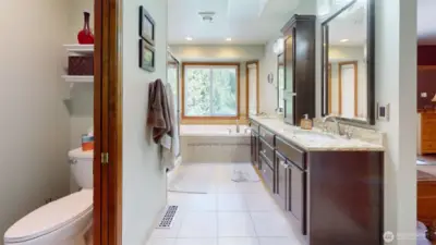 Primary Bathroom!