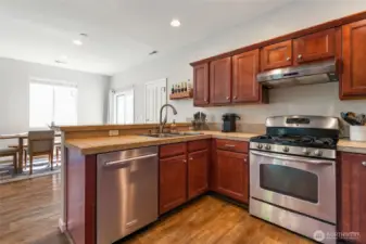 All stainless appliances