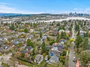 Two bedroom townhome with walkability to the best that Wallingford has to offer.