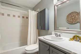 Guest bathroom close to living, dining & kitchen.