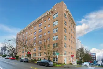 Built in 1923 as a hotel and converted to condos in 1983.