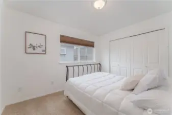 2nd Bedroom on Middle Floor