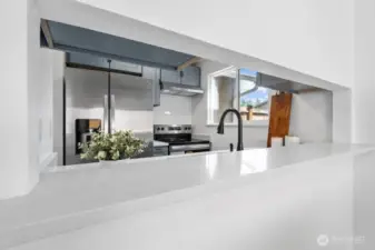Kitchen bar