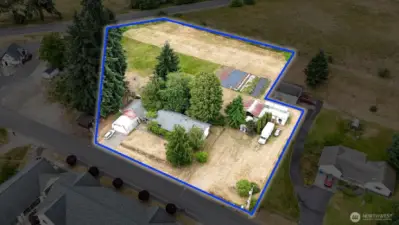 Blue boundary lines are approximate. Buyer to verify to their own satisfaction.