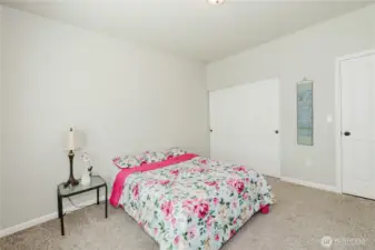2nd Bedroom