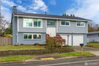 Welcome to 10512 SE 236th Place.