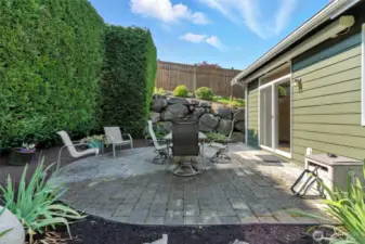 Retractable awning (above sliding glass door).
