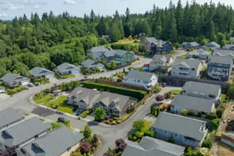 Desirable Chateau Ridge Neighborhood.