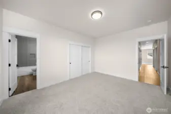 Bedroom 2 Suite