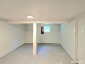 Front 1/2 of basement