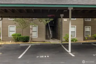 Parking space F211.