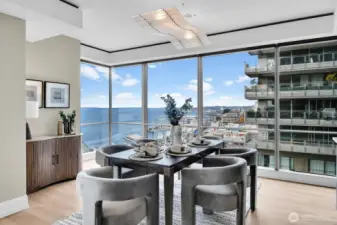 Dining room area in Unit 1206