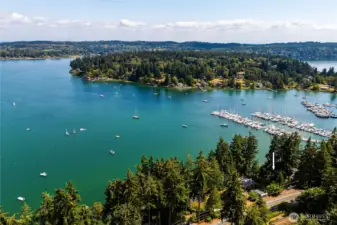 Walking distance to the Yacht Club and the Marina.