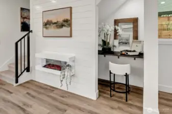 Office nook w/foldable desk, internet hookup