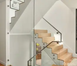 Different project by same builder that shows example of stair finish