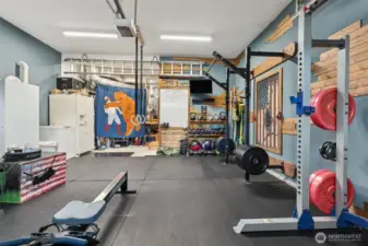Extra space garage for gym our work shop