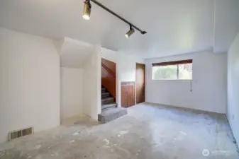 BASEEMENT EXTRA FINISHED ROOM