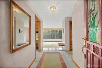 The fairly spacious entryway warmly welcomes your guests.