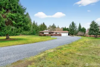 Home sits back from the dead end paved road for a great private setting. Located by Lakewood schools and easy access to I-5 for commute. This home is move-in ready, or make it your own with new personal touches.