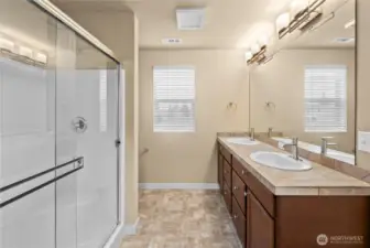 Primary Suite Bathroom