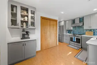 Updated kitchen with shaker cabinets and coffee bar!