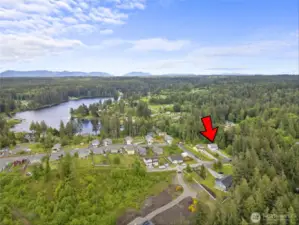 Minutes from Lake Martha