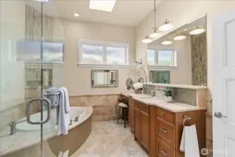 Another view of the primary bath en-suite