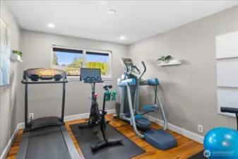 4th bedroom used as home gym
