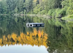 FLOATING DOCK GREAT FOR SWIMMING