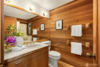 Main floor Bath