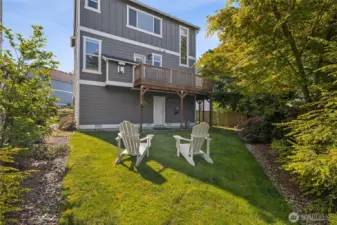 Awesome level yard!