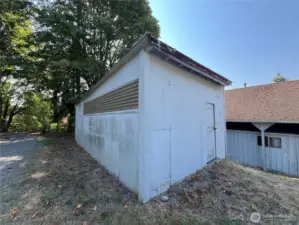 Out building