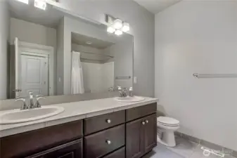 Main hall bath