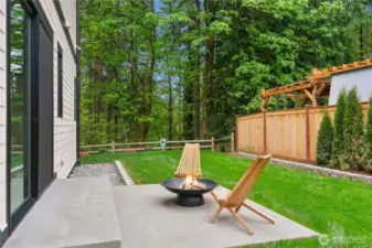 Perfect outdoor setting, serene and private with lots of grass for kids or pets to roam