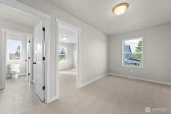 Photographs are for illustrative purposes only. Features, finishes, interior/exterior colors, landscaping and floorplan shown may vary from actual homes built.