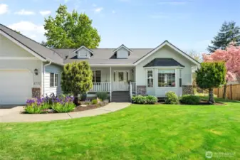 Ideal entrance, walkway