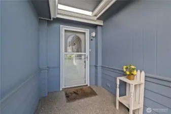 Front entry with no stairs
