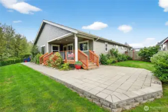 This house was built to enjoy inside and out.  Plenty of space for all your entertaining or simply relaxing and enjoying the peaceful surroundings.