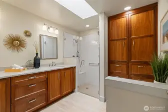 Primary bath.