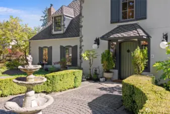 Where you can step out of the ordinary and into your own private chateau.
