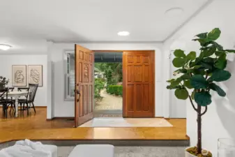 Double door large entry