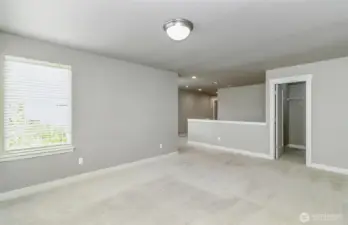 Bonus/Loft Entertainment area