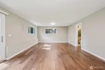 Spacious bonus room